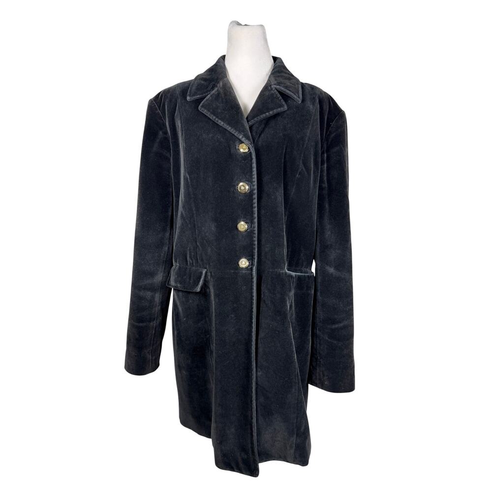 Vintage ‘01 St. John Sport by Marie Gray Black Velvet Longline Jacket